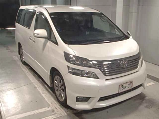 TOYOTA VELLFIRE 2010