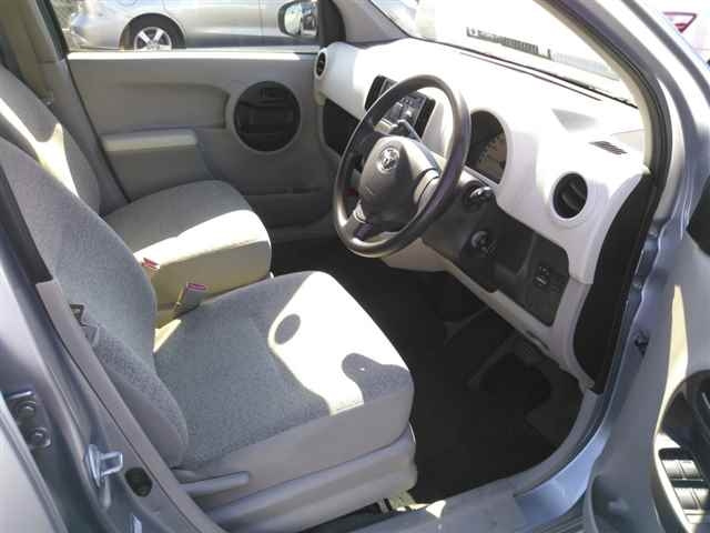 TOYOTA PASSO 2010