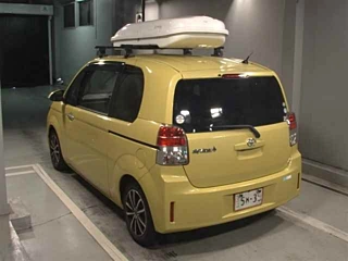 TOYOTA SPADE 2014
