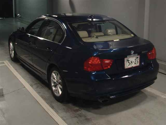 BMW 3 SERIES 2010