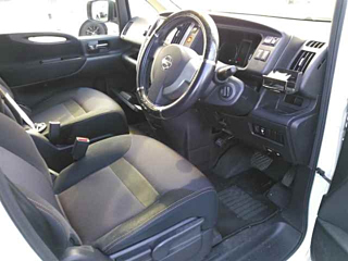 NISSAN SERENA 2010