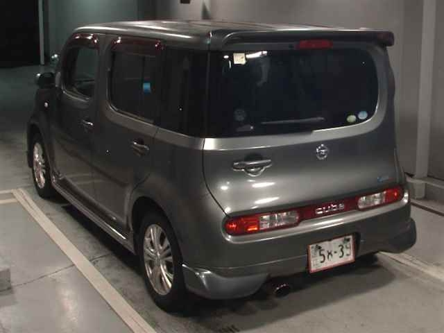 NISSAN CUBE 2010