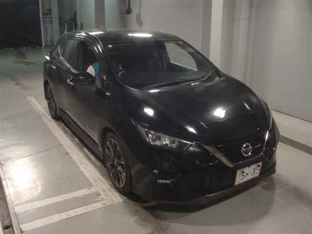 NISSAN LEAF 2018
