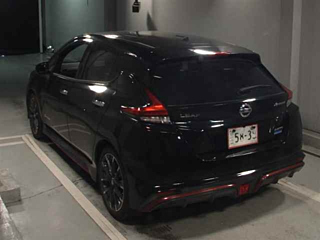 NISSAN LEAF 2018