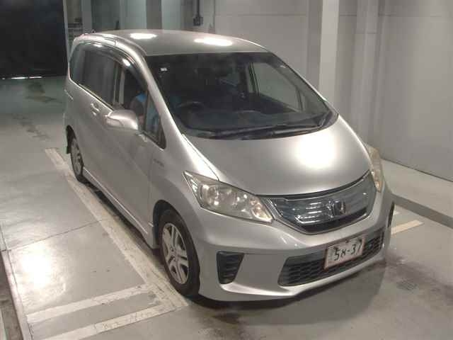 HONDA FREED 2012