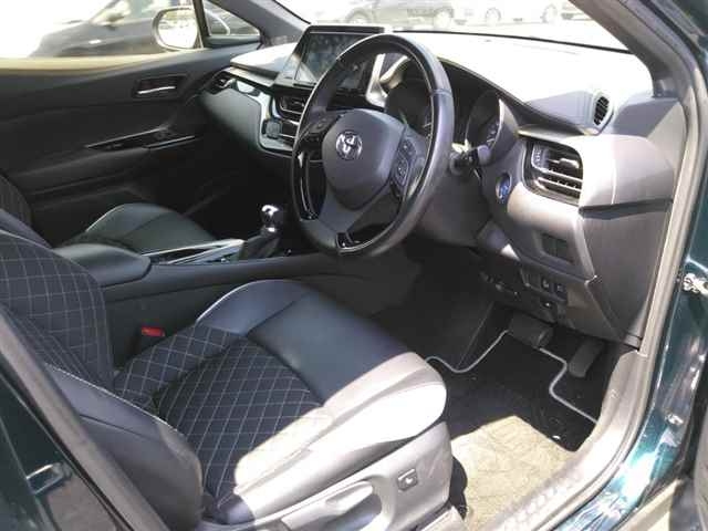 TOYOTA C-HR 2019