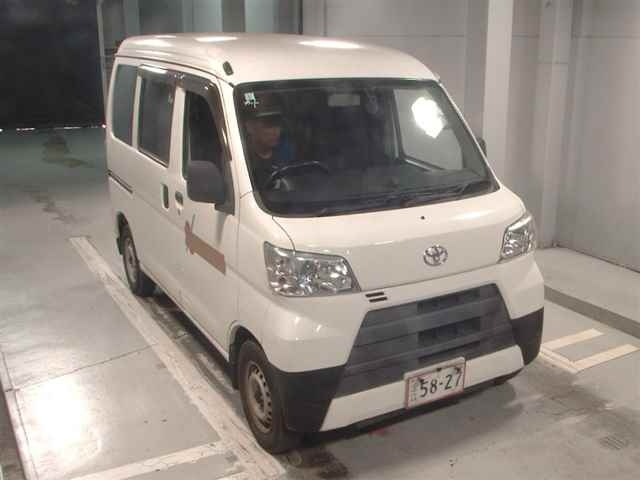 TOYOTA PIXIS VAN 2020