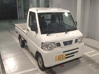 NISSAN CLIPPER TRUCK 2013