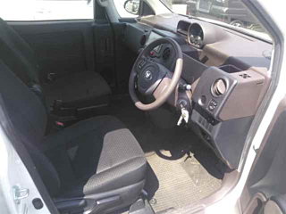 TOYOTA SPADE 2015