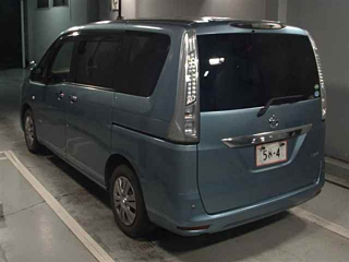 NISSAN SERENA 2013
