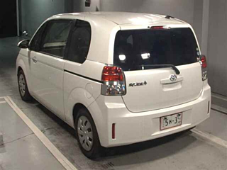 TOYOTA SPADE 2015