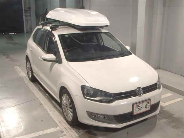VOLKSWAGEN POLO 2013