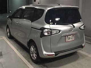 TOYOTA SIENTA 2017