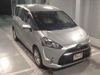 TOYOTA SIENTA 2017