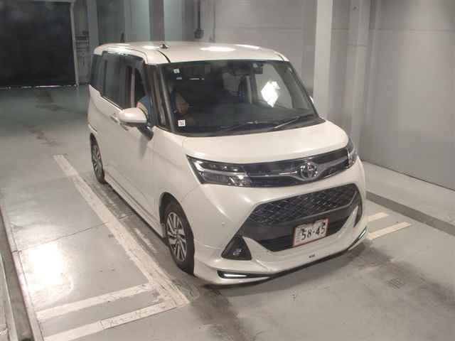 TOYOTA TANK 2019
