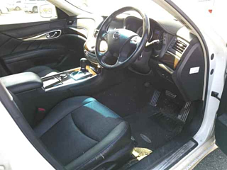 NISSAN FUGA 2010