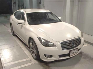 NISSAN FUGA 2010