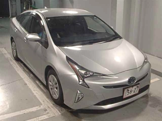 TOYOTA PRIUS 2018