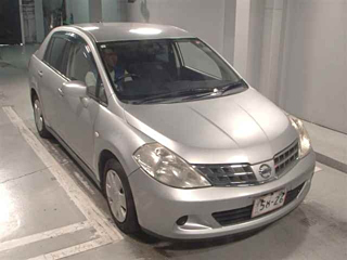 NISSAN TIIDA LATIO 2010