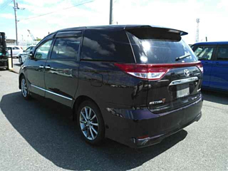 TOYOTA ESTIMA 2011