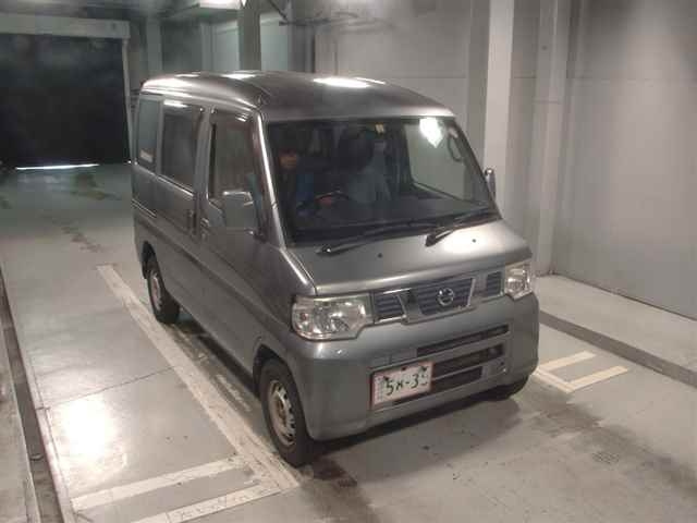 NISSAN CLIPPER VAN 2013