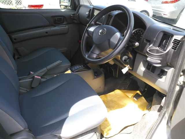 NISSAN CLIPPER VAN 2013