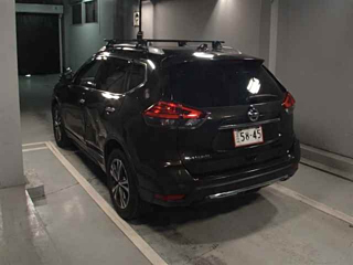 NISSAN X-TRAIL 2018