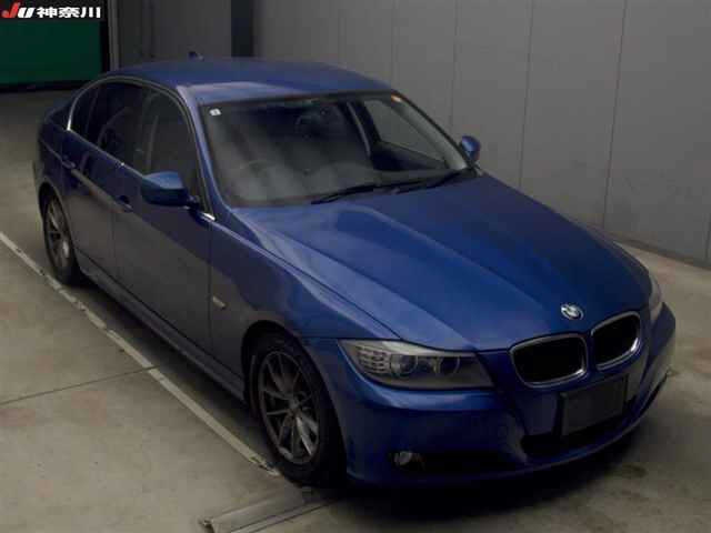 BMW 3 SERIES 2011