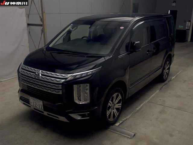 MITSUBISHI DELICA D5 2019