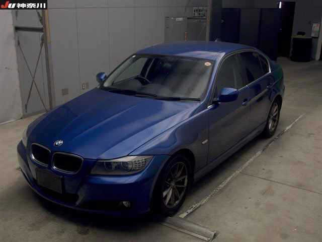 BMW 3 SERIES 2011