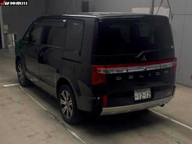MITSUBISHI DELICA D5 2019