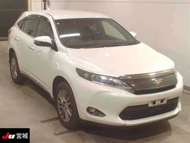 TOYOTA HARRIER 2014