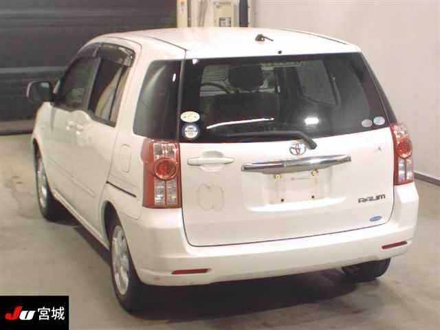 TOYOTA RAUM 2008