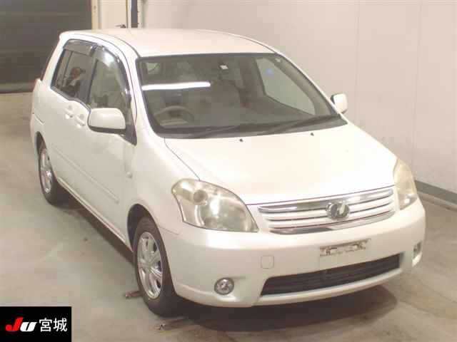 TOYOTA RAUM 2008