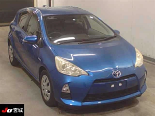 TOYOTA AQUA 2012