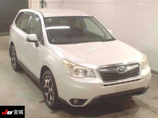 SUBARU FORESTER 2014
