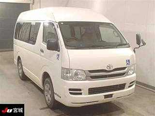 TOYOTA HIACE VAN 2010