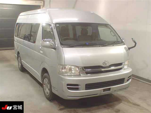 TOYOTA HIACE 2008