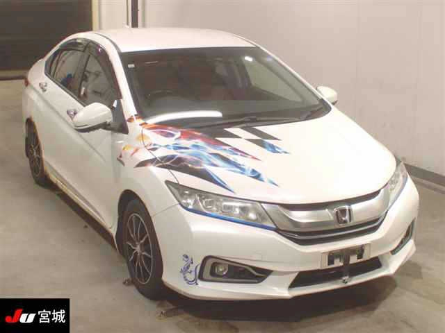 HONDA GRACE 2015