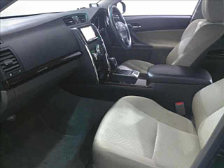 TOYOTA MARK X 2011