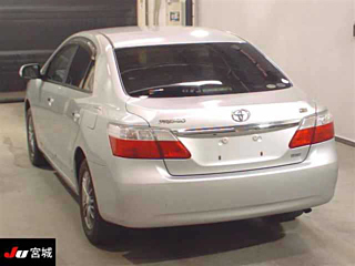 TOYOTA PREMIO 2009