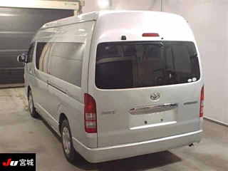 TOYOTA HIACE 2008