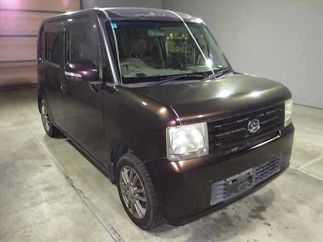 DAIHATSU MOVE CONTE 2011