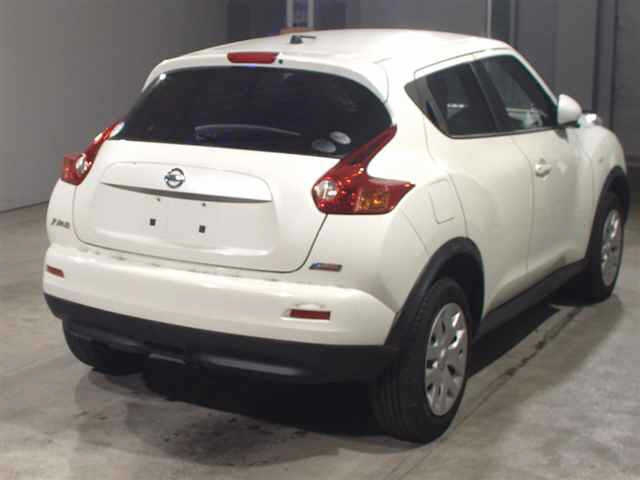 NISSAN JUKE 2012