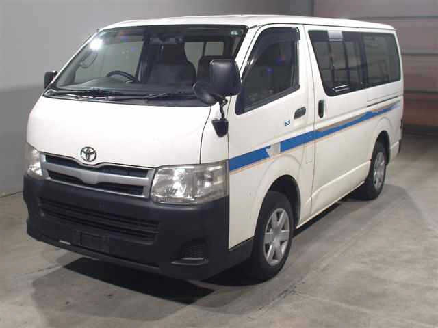 TOYOTA REGIUS ACE VAN 2012