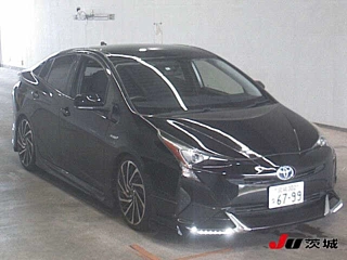 TOYOTA PRIUS 2016