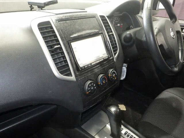 NISSAN WINGROAD 2009