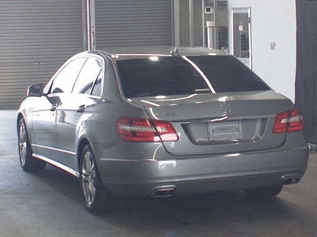 MERCEDES BENZ E CLASS 2012