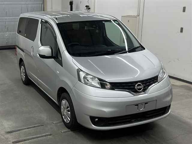 NISSAN NV200 2022