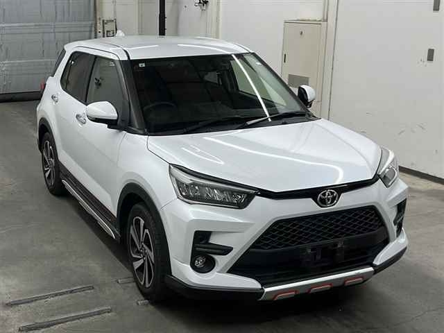 TOYOTA RAIZE 2021